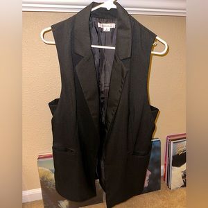 NYLON APPAREL BLACK SLEEVELESS BLAZER VEST with POCKETS